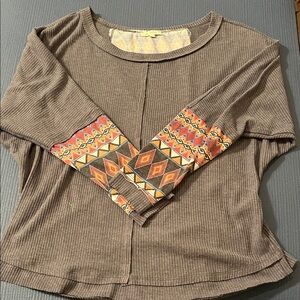 LA MIEL Brown Top with Colorful Geometric Sleeves